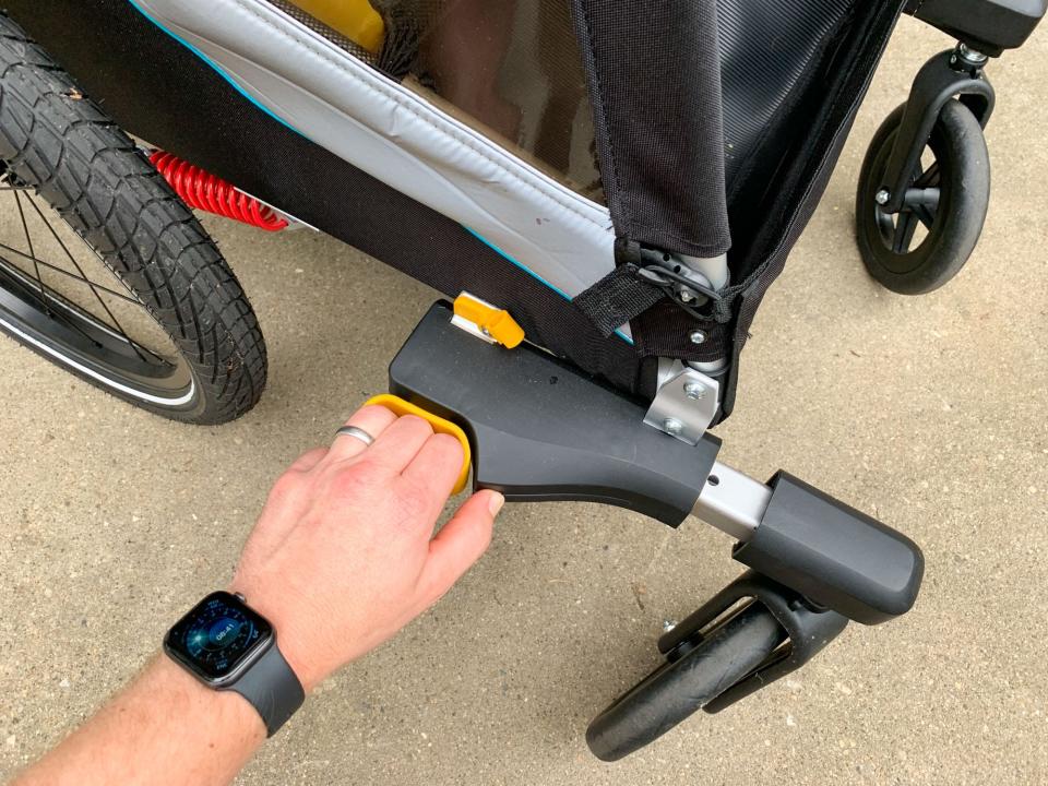 Burley's D'Lite X can change from trailer to stroller with a wheel kit