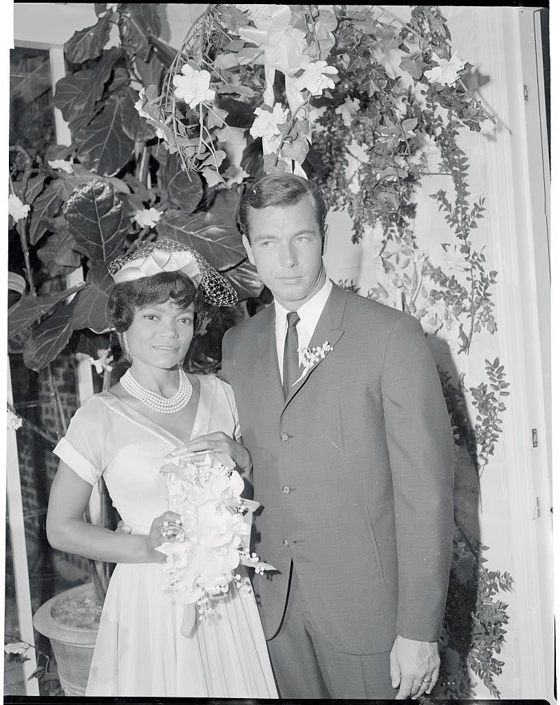 1960: Eartha Kitt says 'I do' in her home to William McDonald