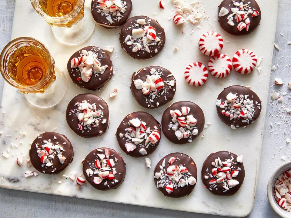 23 No-Bake Holiday Cookie Recipes