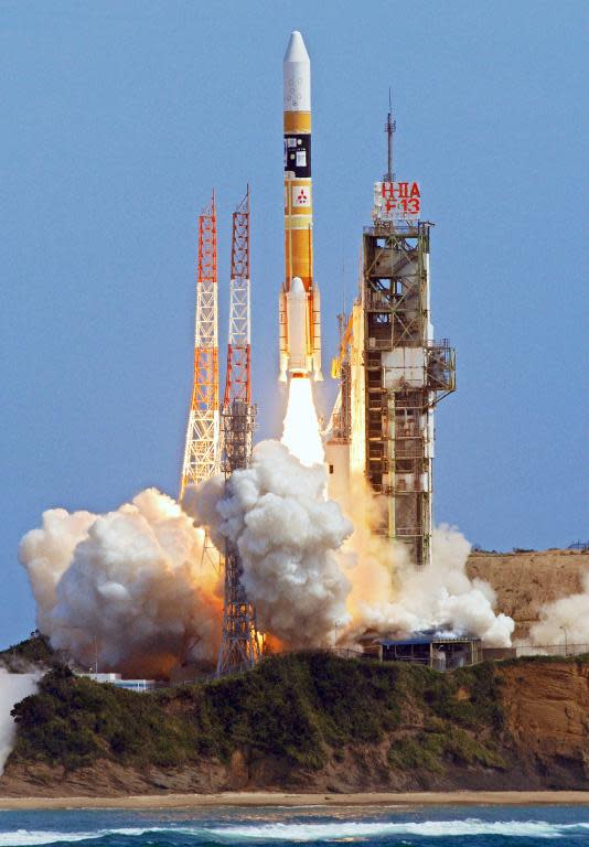 Japan Exploration Agency's (JAXA) H-2A rocket, carrying Japan's first lunar orbiter "Kaguya", launches from the Tanegashima Space Center on the island of Tanegashima off the southern tip of Kyushu, southern Japan, on September 14, 2007