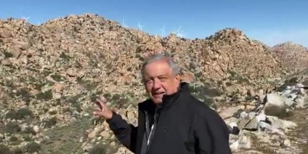 AMLO critica la energía eólica en Baja California por aruinar el paisaje 