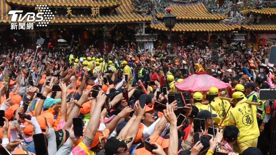 白沙屯媽祖抵達北港朝天宮。（圖／胡瑞麒攝）