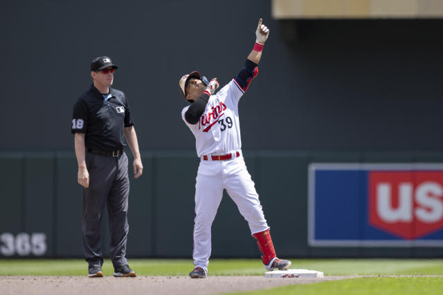 Orioles get all their offense in 6-run 2nd inning to beat Minnesota 6-2