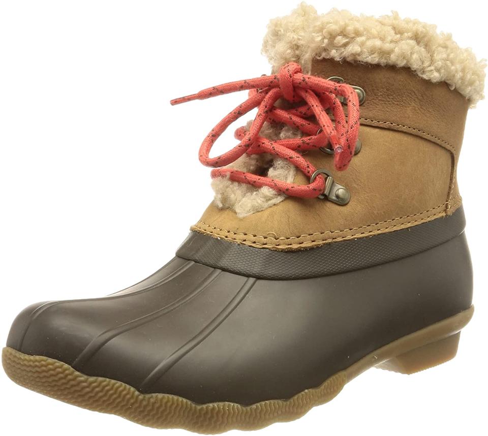 Sperry Women's Saltwater Alpine Leather Rain Boot. Image via Amazon.