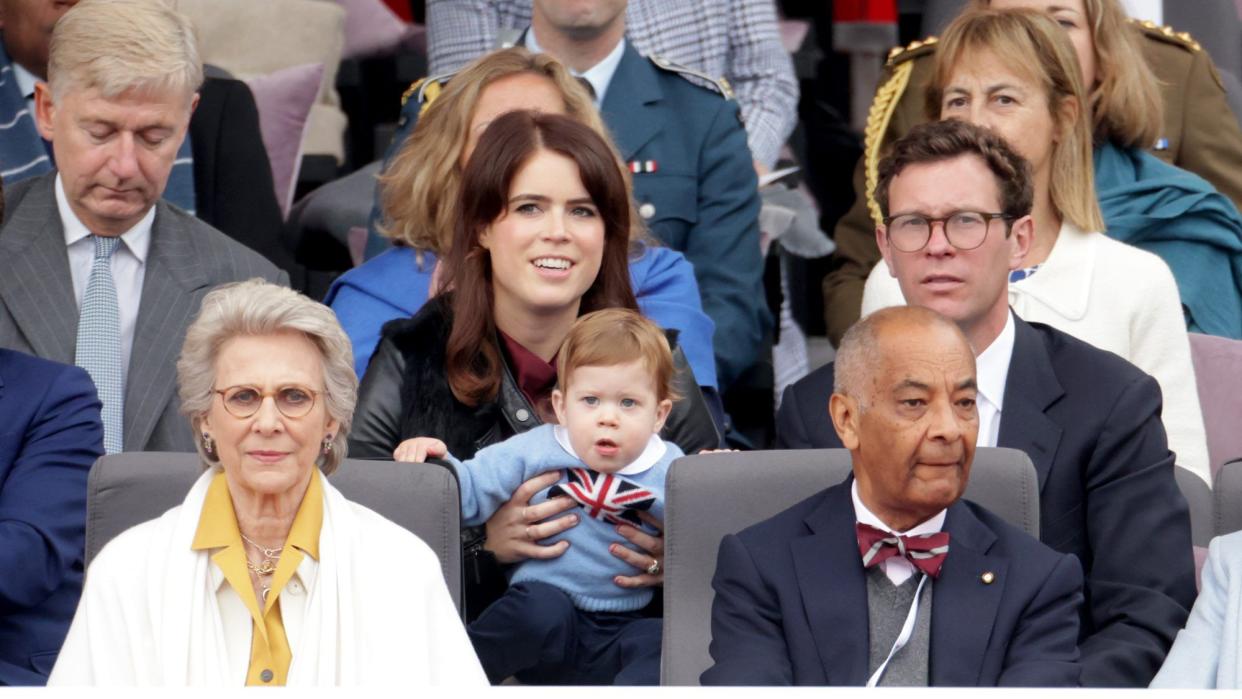 LONDON, ENGLAND - JUNE 05: Princess Eugenie of York, August Brooksbank, Jack Brooksbank, Birgitte, Duchess of Gloucester, Lord-Lieutenant of Greater London Ken Olisa during the Platinum Pageant on June 05, 2022 in London, England. The Platinum Jubilee of Elizabeth II is being celebrated from June 2 to June 5, 2022, in the UK and Commonwealth to mark the 70th anniversary of the accession of Queen Elizabeth II on 6 February 1952. (Photo by Chris Jackson - WPA Pool/Getty Images)