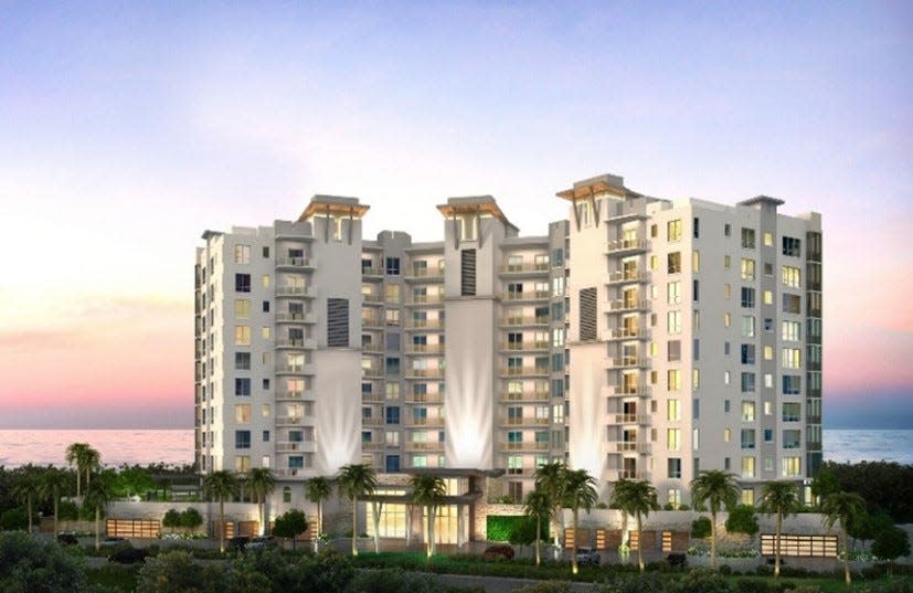 Grandview is the only new high-rise tower in Southwest Florida that offers walkable beach access and immediate proximity to marinas situated just minutes from the Gulf of Mexico.