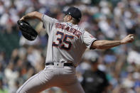 Houston Astros starting pitcher Justin Verlander throws against the Seattle Mariners during the fifth inning of a baseball game, Saturday, July 23, 2022, in Seattle. (AP Photo/Ted S. Warren)