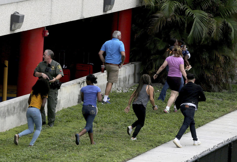 Multiple people shot at Ft. Lauderdale airport