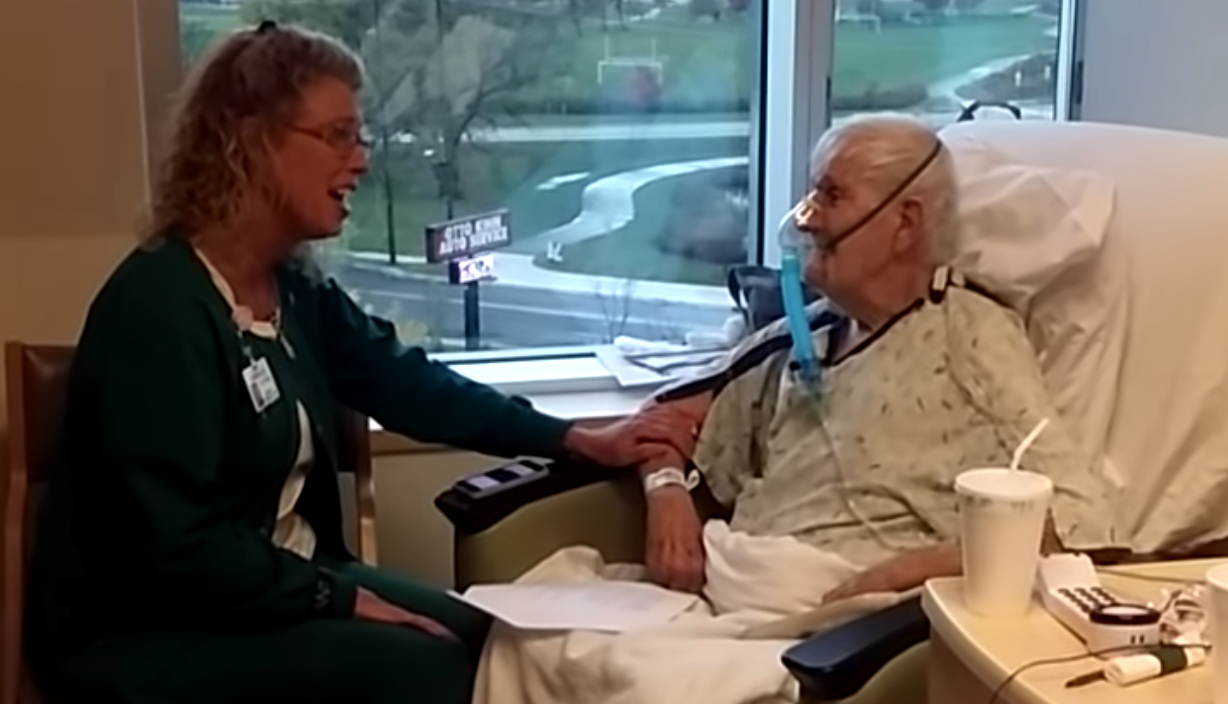 Nurse Brenda Buurstra sang her patient’s favorite song, and it lifted his spirits enough that he was able to go home. (Photo: YouTube)