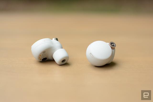 Sony WF-1000XM4 review: Software updates help keep these excellent earbuds  on top - CNET