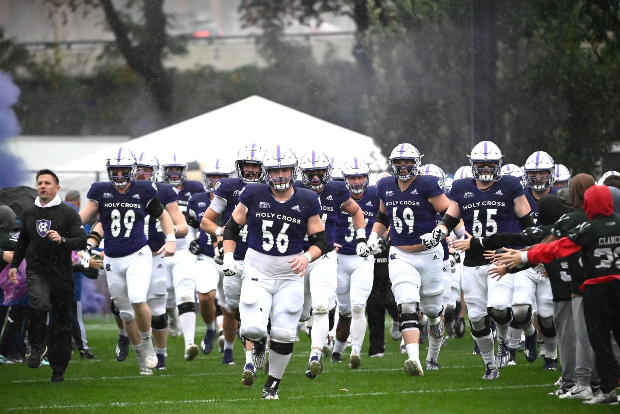 Holy Cross Football Coach Bob Chesney Leaves For James Madison University 5714