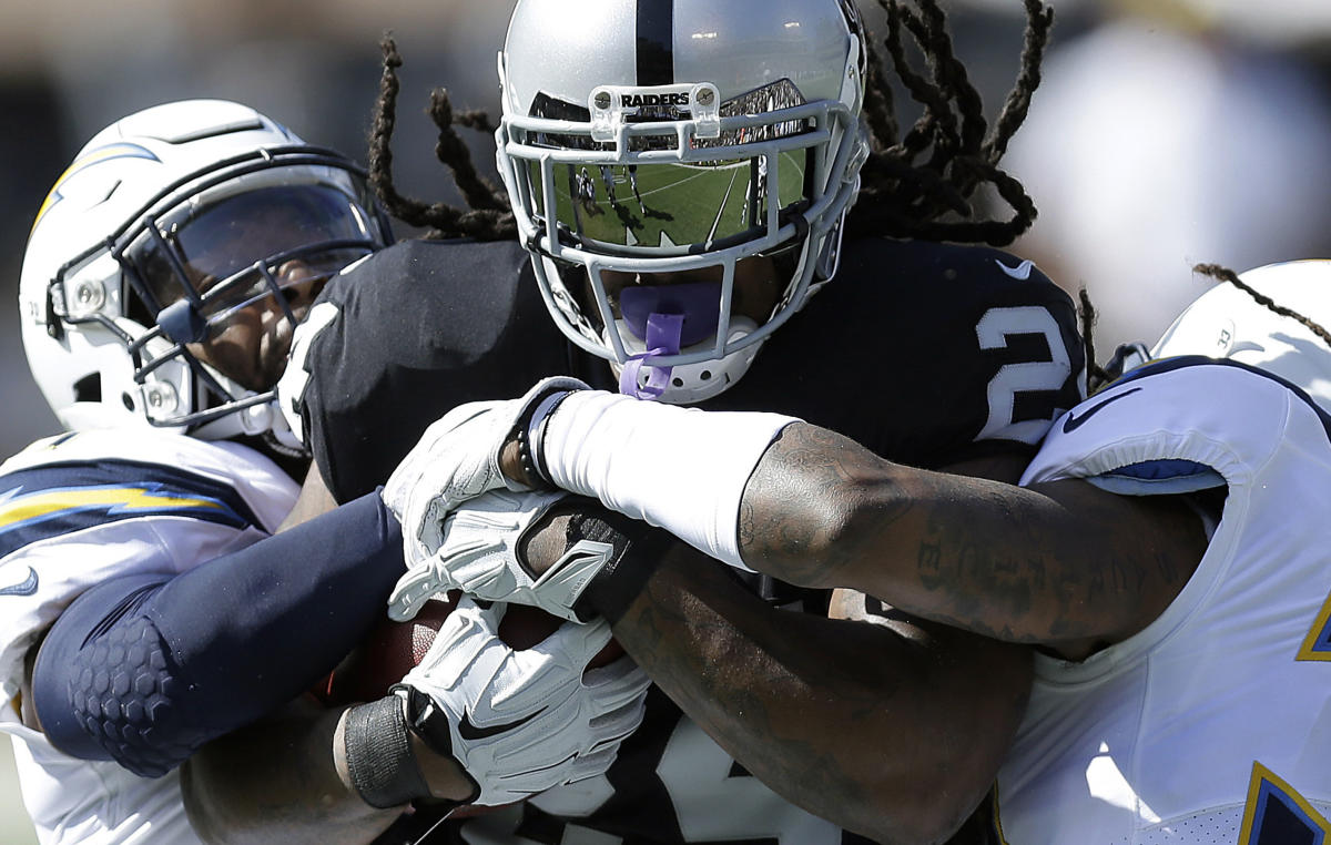 las vegas raiders marshawn lynch