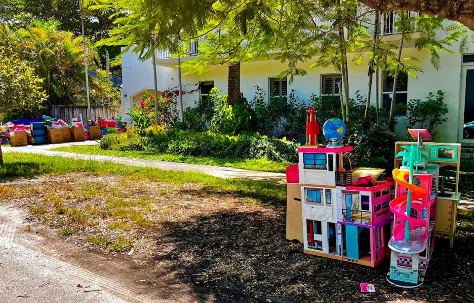 Doug Cox and Nicole Pearl were evicted from the Coconut Grove house they were renting for $12,000 per month. Some of their belongings, including their three children’s toys, were removed from the house on Aug. 16.