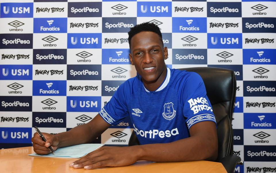 Yerry Mina signed for Everton on transfer deadline day - Everton FC