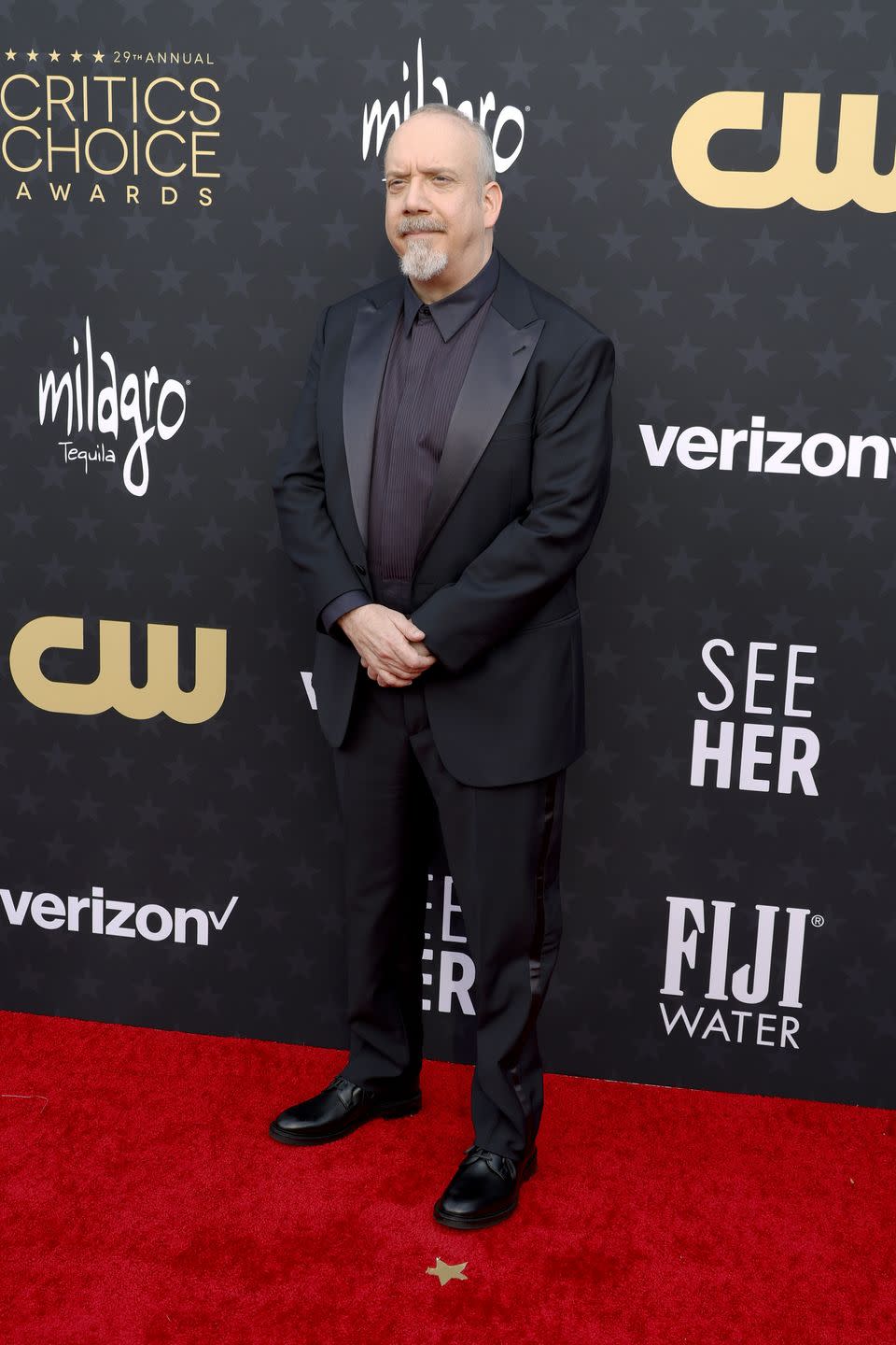 santa monica, california january 14 paul giamatti attends the 29th annual critics choice awards at barker hangar on january 14, 2024 in santa monica, california photo by frazer harrisongetty images