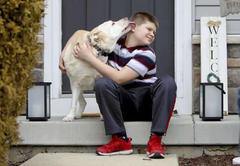 Menores y animales (AP Foto/Teresa Crawford)