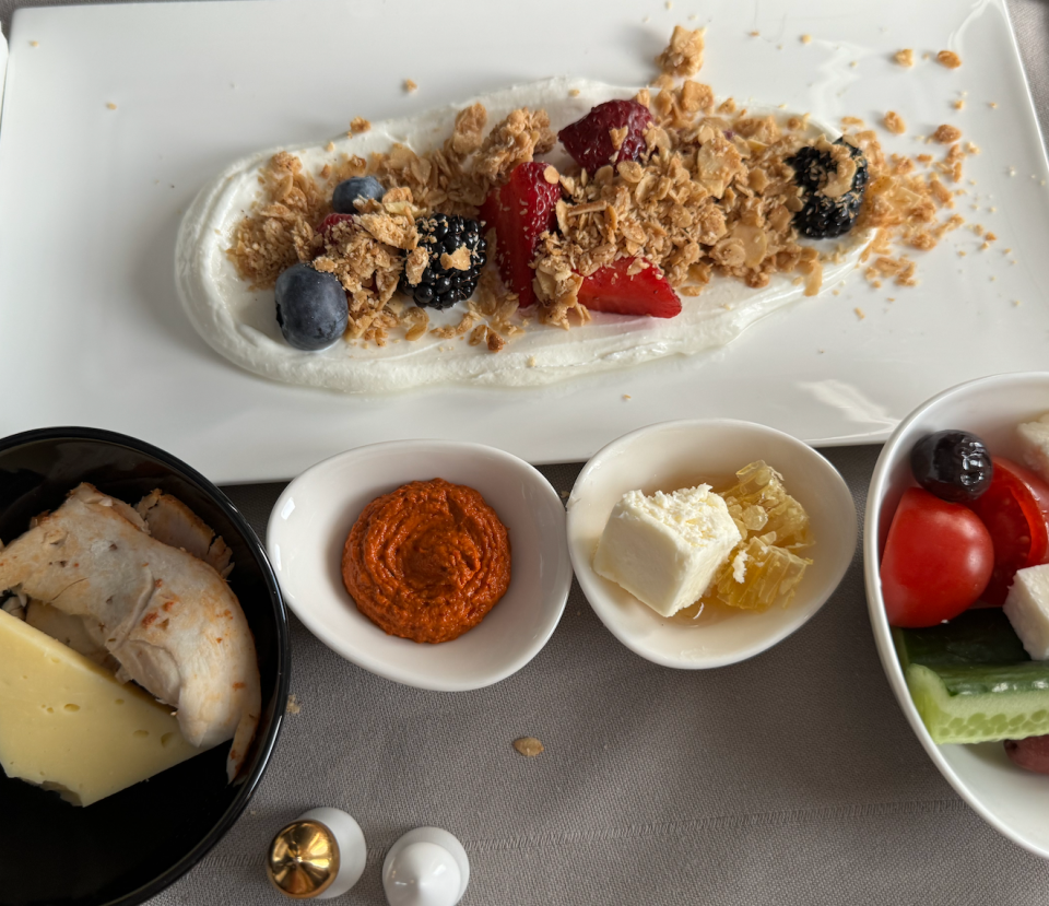 Joghurt-Parfait auf dem Turkish Airlines Flug 