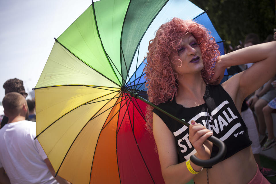 <p>Transexual man during Equality Parade (Parada Rownosci) in Warsaw on June 9, 2018. (Photo: Maciej Luczniewski/NurPhoto via Getty Images) </p>