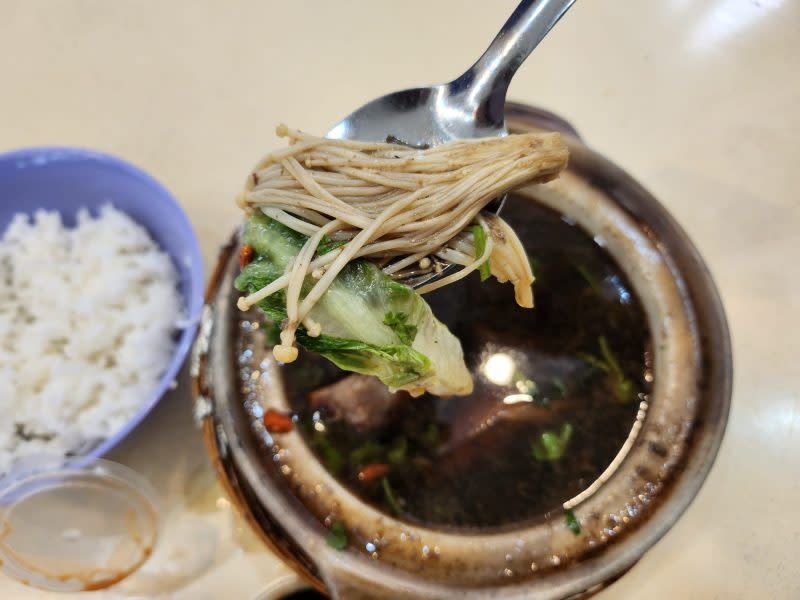 J-KL Bak Kut Teh & Thai Paradise - Premium Herbal BKT - enoki