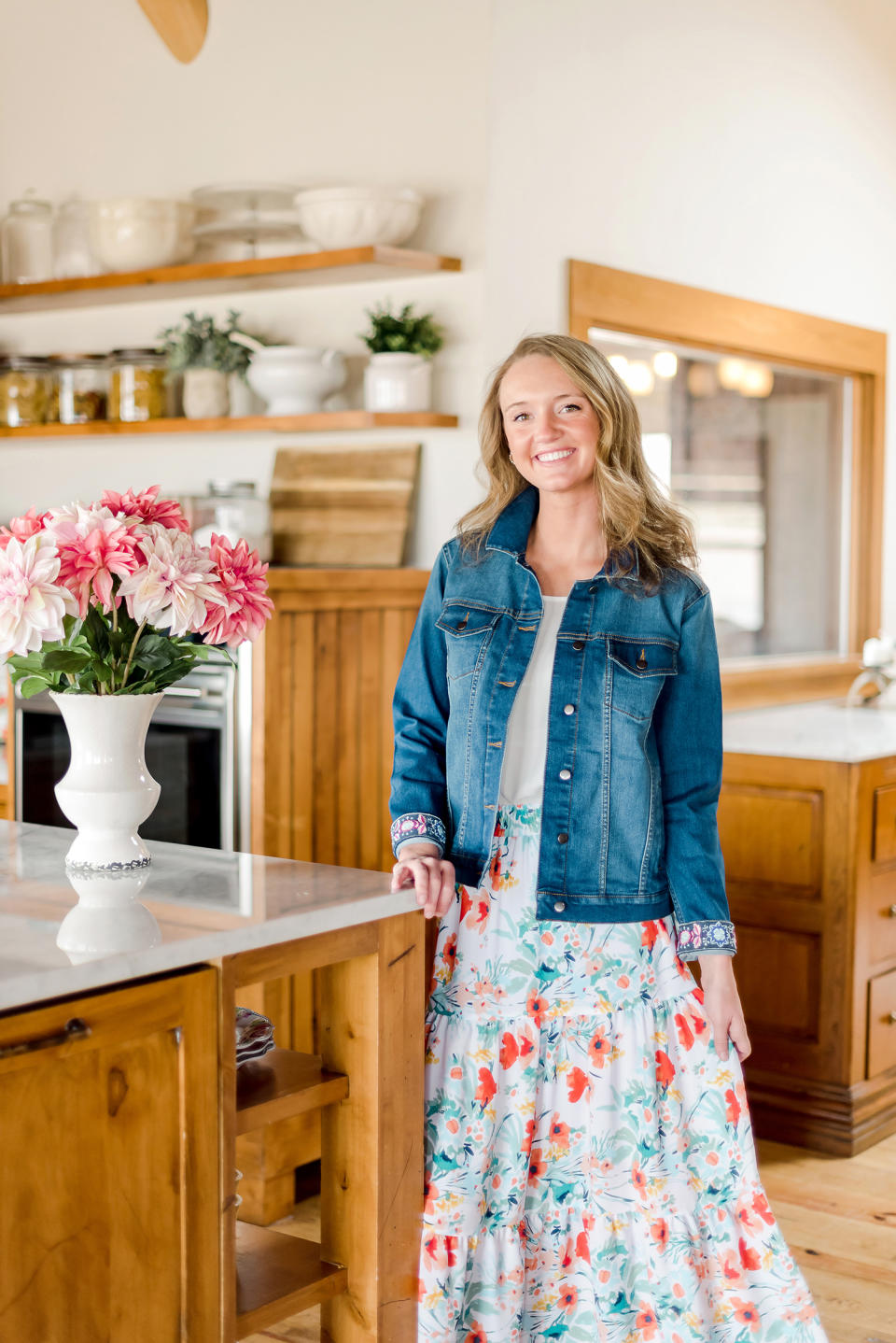 This skirt brings the va-va-voom. (Photo: Walmart)