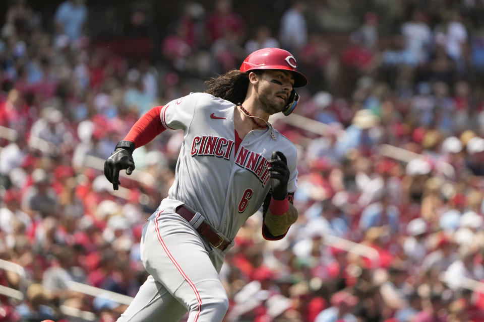Cincinnati Reds' Jonathan India doubles during the seventh inning of a baseball game against the St. Louis Cardinals Saturday, June 10, 2023, in St. Louis. (AP Photo/Jeff Roberson)