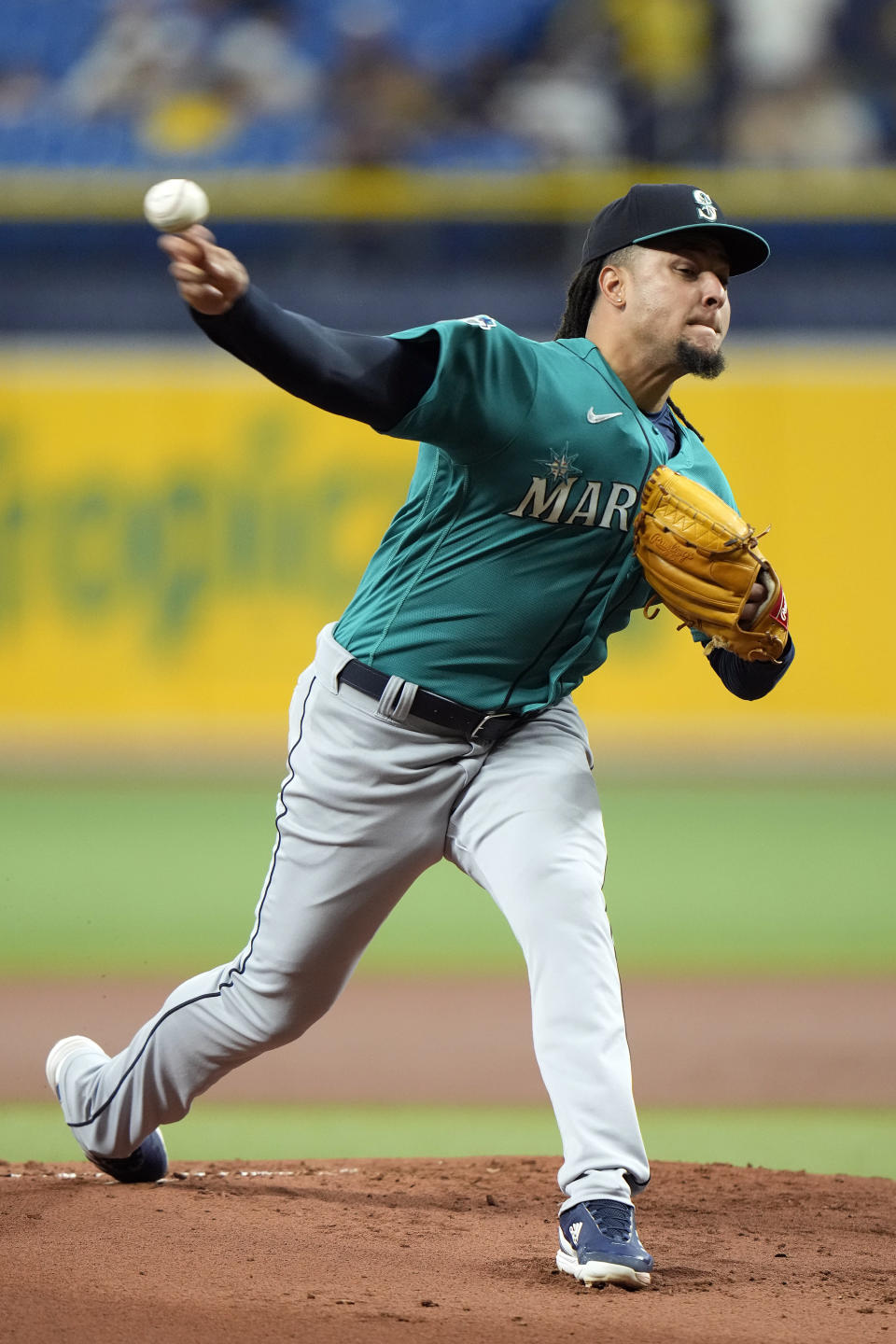 Seattle Mariners' Luis Castillo pitches to the Tampa Bay Rays during the first inning of a baseball game Thursday, Sept. 7, 2023, in St. Petersburg, Fla. (AP Photo/Chris O'Meara)