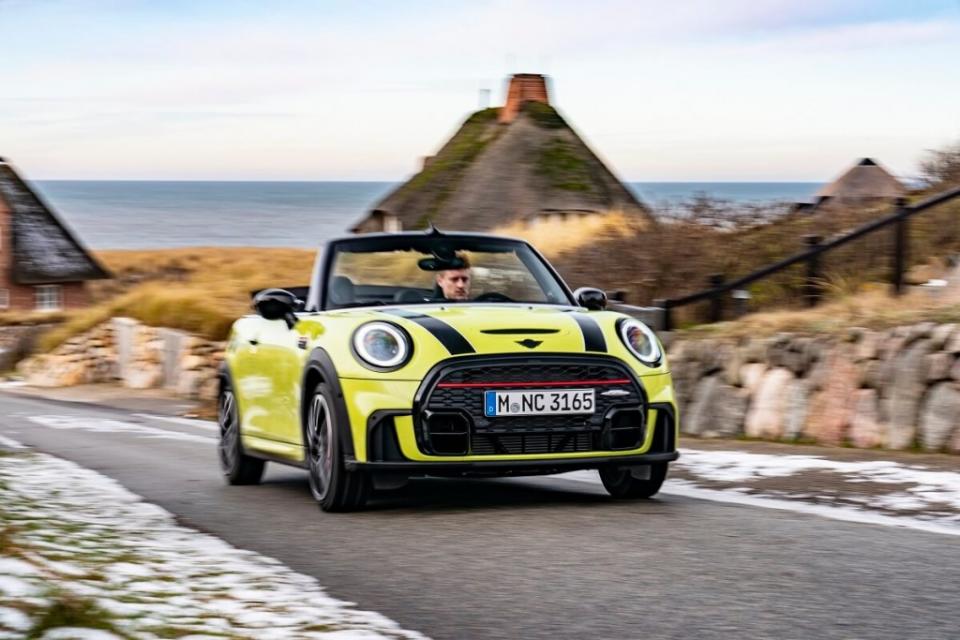 mini-john-cooper-works-convertible