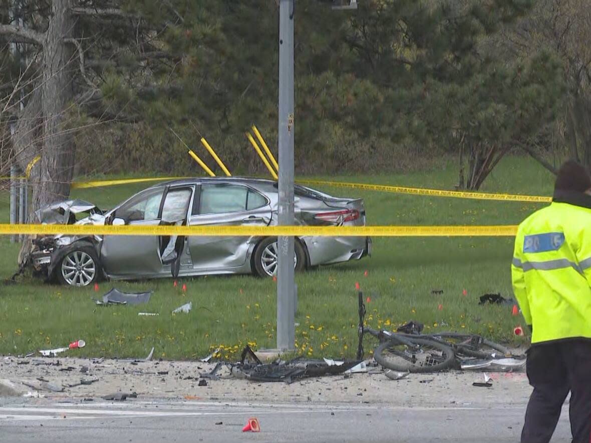 A view of the fatal crash at Lawrence Avenue East and Brimley Road. ( Robert Krbavac/CBC - image credit)