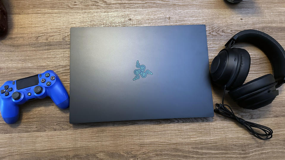 Razer Blade 16 (Early 2024)