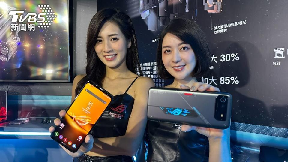 華碩發表ROG Phone 6D系列。（圖／葉韋辰攝）