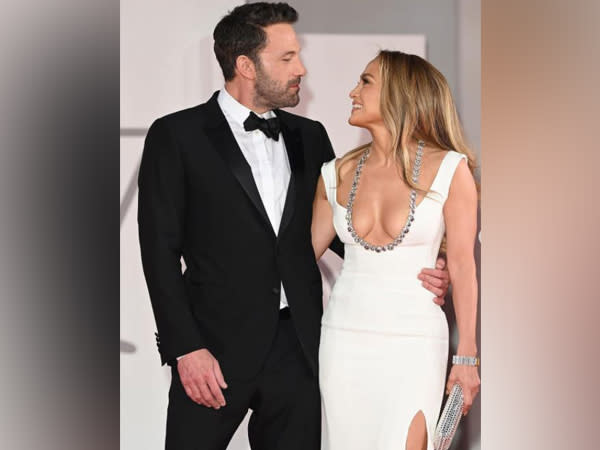 Ben Affleck says he's in 'awe' of Jennifer Lopez