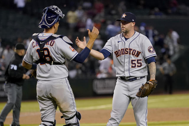 Brantley's clutch hit in 9th lifts Astros over D-backs 2-1