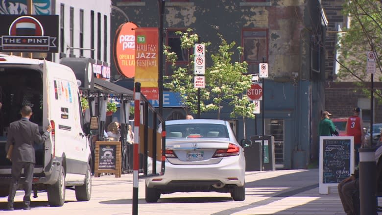 Argyle Street could be closed to weekend traffic this summer