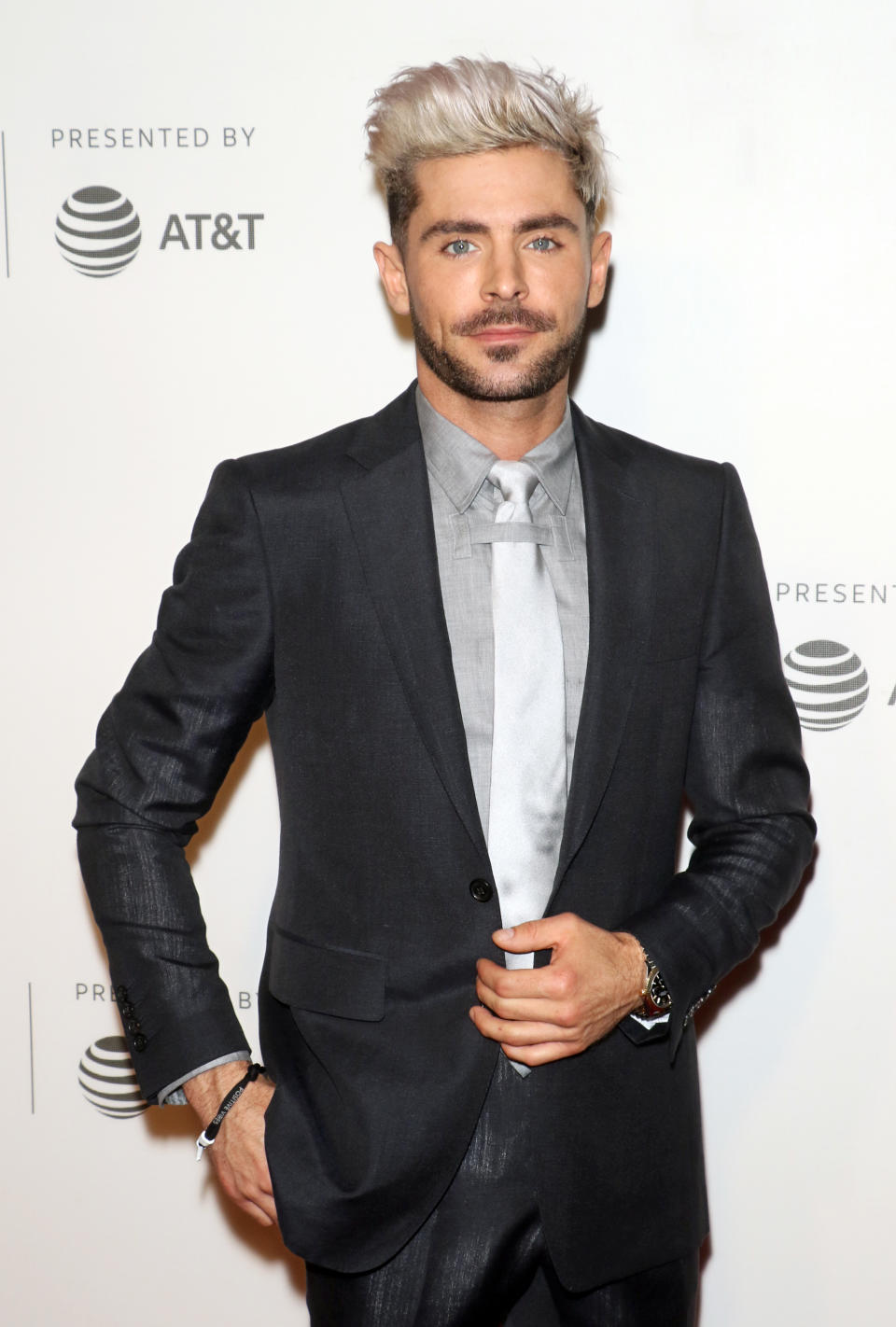 Zac's normal look is quite the opposite to his character in Gold. Photo: Getty