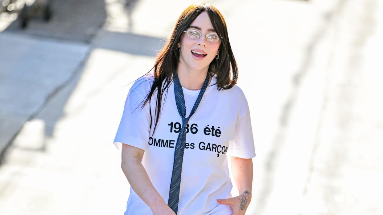 billie eilish in jeans