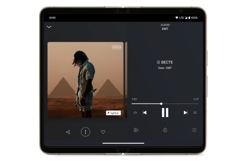 Deezer on the Pixel Fold