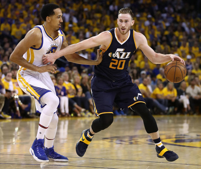 Gordon Hayward injury: NBA insider says the forward is out