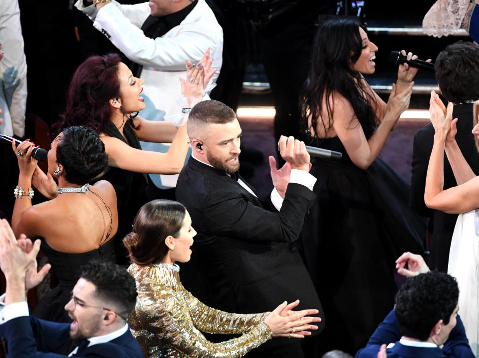 Justin Timberlake dancing&nbsp;with Jessica Biel during the 89th Annual Academy Awards at Hollywood &amp; Highland Center on Feb. 26, 2017 in Hollywood, California.&nbsp;