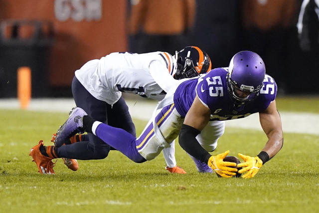 Cousins Throws for 2 Touchdowns as Vikings Beat Bears 17-9 - Bloomberg