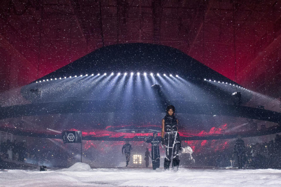 <p>Models walk during the Philipp Plein FW18 show. (Photo: Getty) </p>