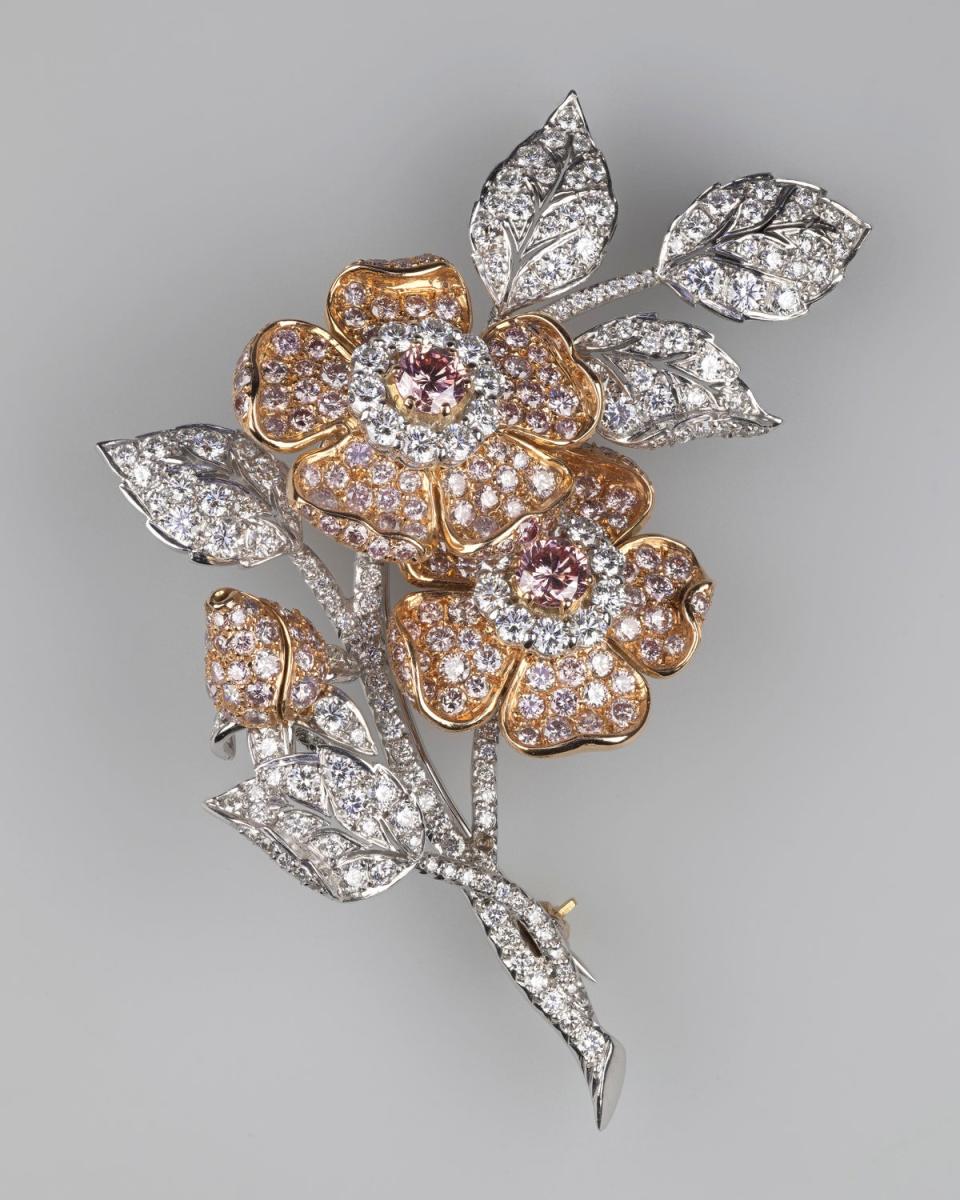 The Rose of England Brooch (Royal Collection Trust/HM Queen Elizabeth II 2022/PA)