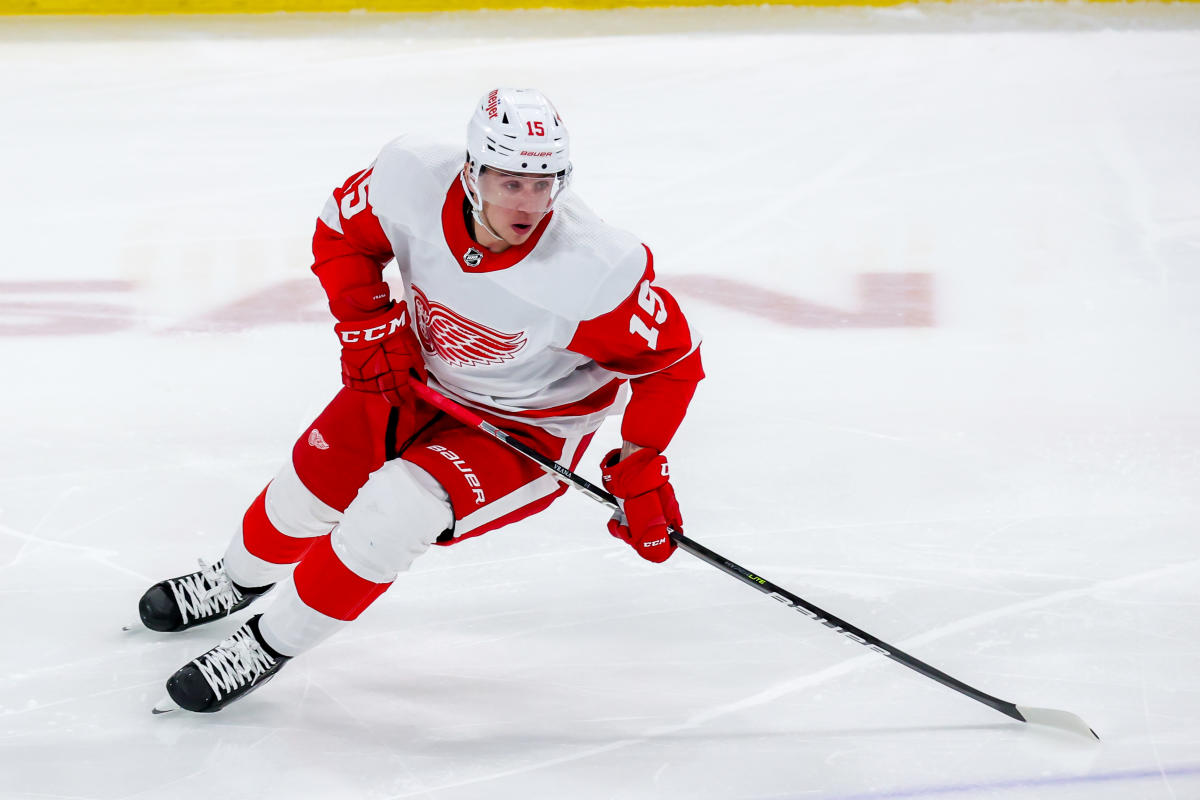 Fantasy Hockey 2022-23: Top 10 sleepers to target in drafts