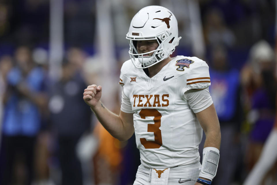 NEW ORLEANS, LOUISIANA - JANUARY 01: Quinn Ewers #3 of the Texas Longhorns reacts during the second quarter against the Washington Huskies during the CFP Semifinal Allstate Sugar Bowl at Caesars Superdome on January 01, 2024 in New Orleans, Louisiana. (Photo by Chris Graythen/Getty Images)