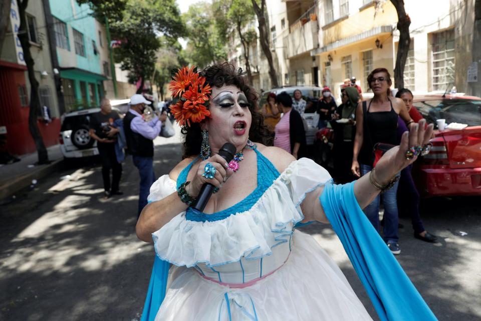 gay pride mexico .JPG