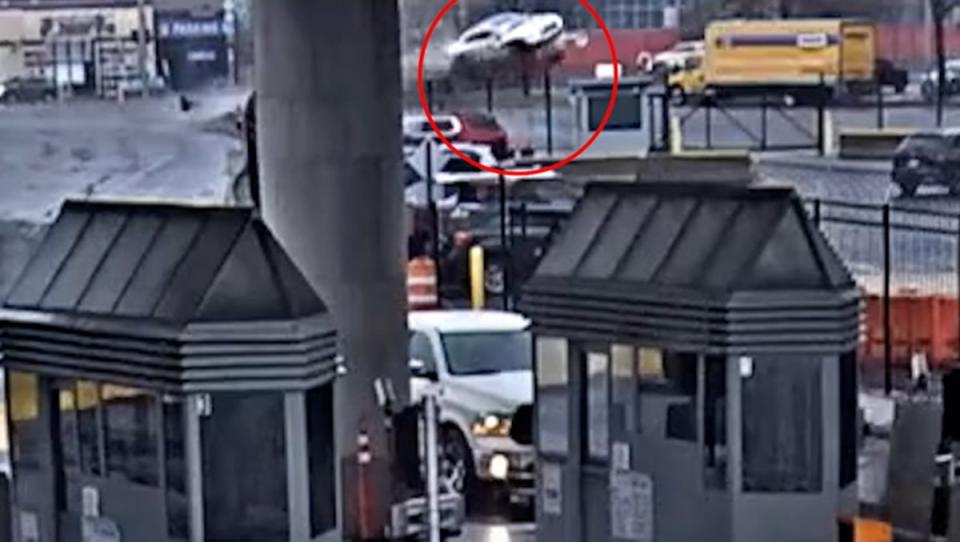 Surveillance footage captures moment car speeds into Rainbow Bridge (CBP)