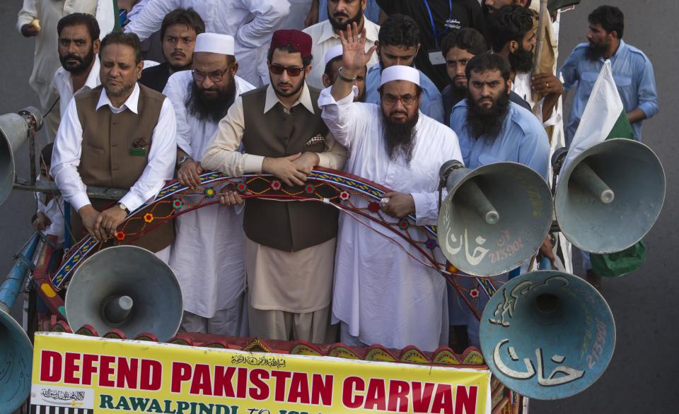 Islamist leads mass rally in Pakistan