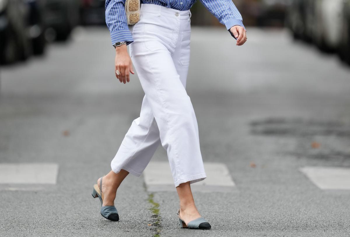 #5 pairs of flowy, flattering white pants under $50 — that aren’t see through! — to wear all summer long