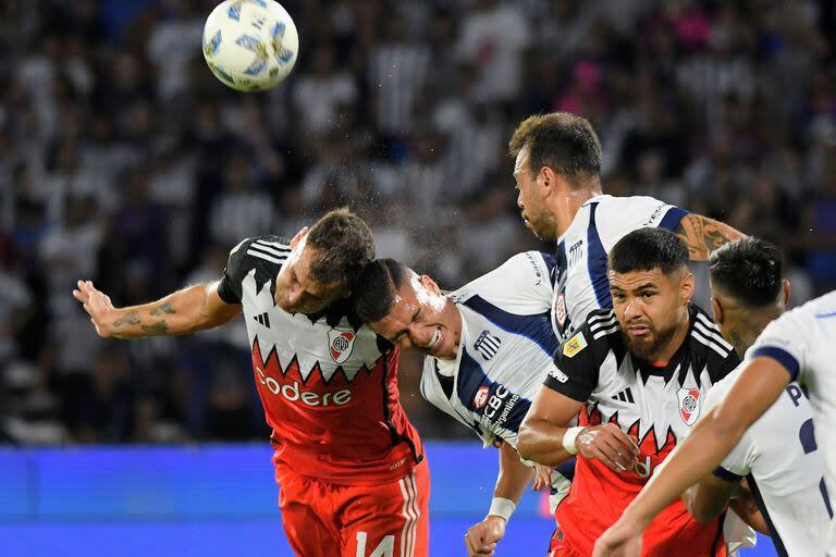 River estaba 2-0, pero no pudo con Talleres