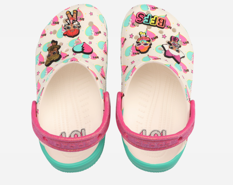 crocs, sabots, LOL Surprise !, crocs x LOL Surprise !, chaussures pour enfants