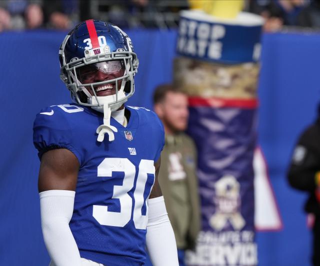 Giants beat Texans 24-16 for 7-2 start